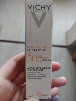 فيتشي كابيتال سولاي UV Age الملــون اليومي 15مل